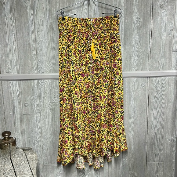 Cynthia Rowley Dresses & Skirts - Cynthia Rowley Floral Skirt NWT Size S